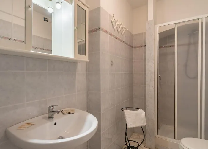 Apartman Oleandro - Vlo202 By Interhome *